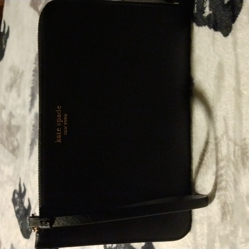Medium Wristlet